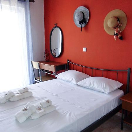 The Orange Cactus Apartment Sparta Ngoại thất bức ảnh